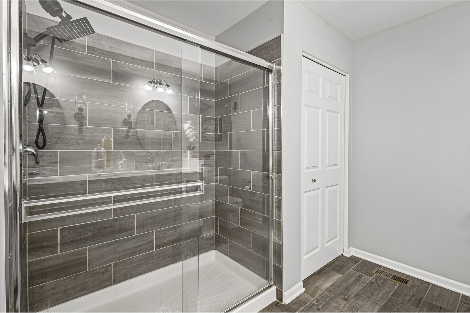 2546 Huntleigh Lane Woodridge IL 60517