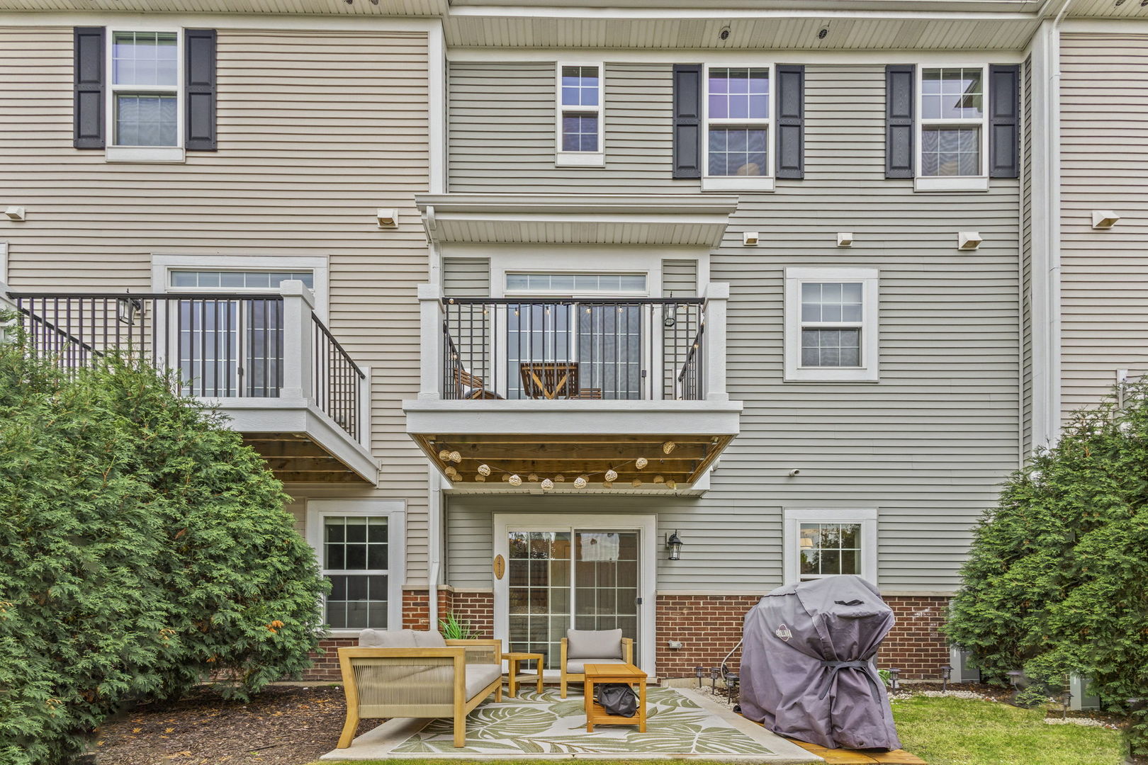 2546 Huntleigh Lane Woodridge IL 60517