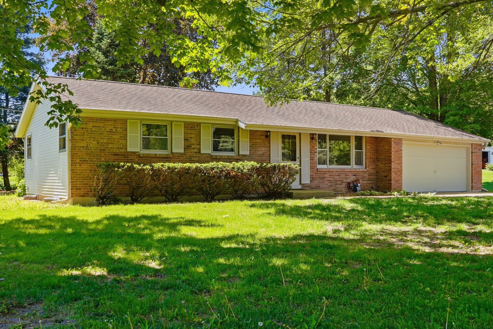 281 West Cartwright Oregon IL 61061