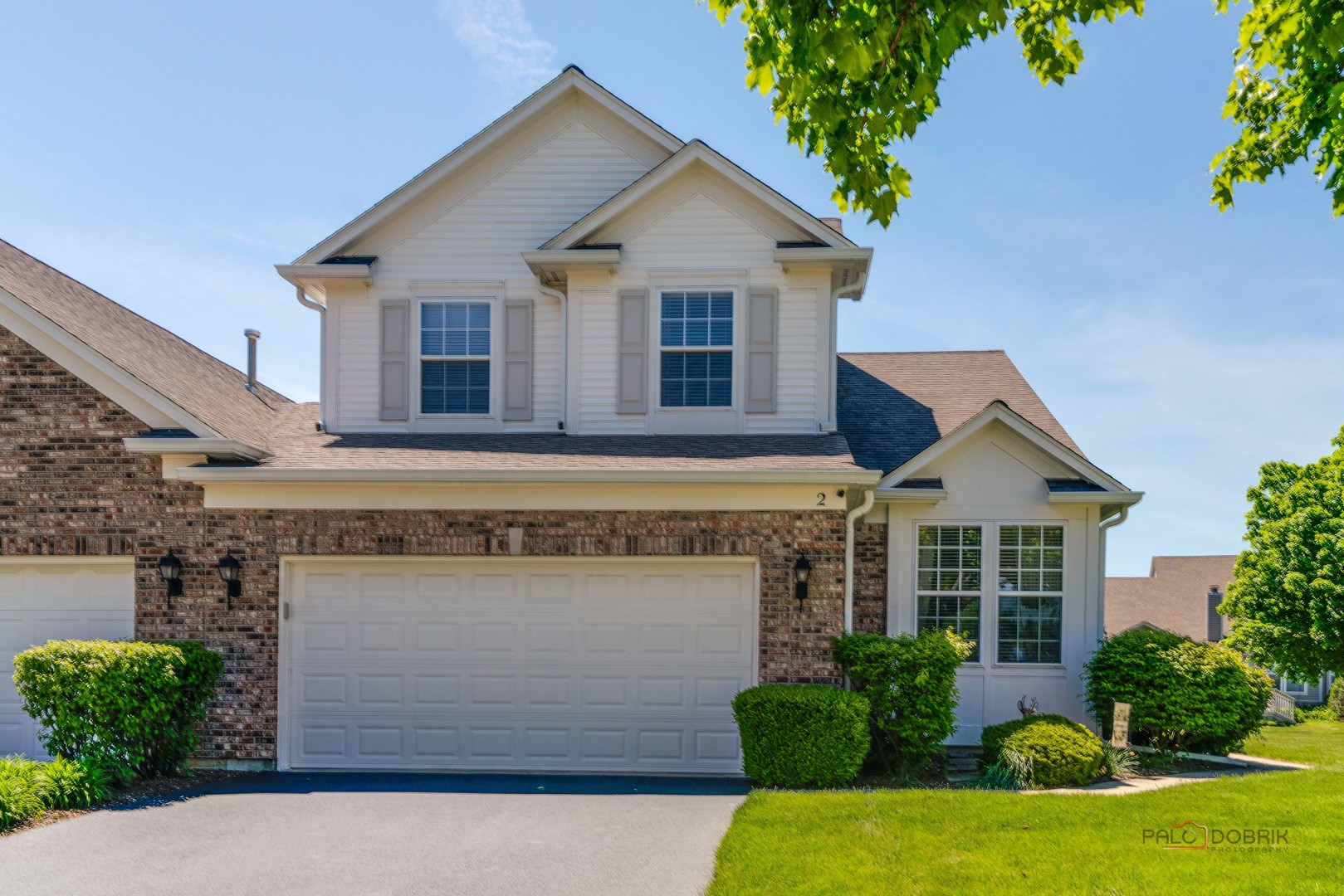 2 Tiverton Court Algonquin IL 60102