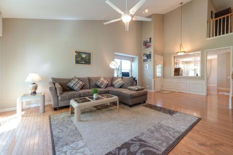 2 Tiverton Court Algonquin IL 60102