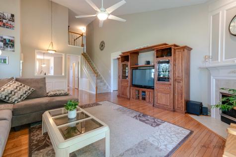 2 Tiverton Court Algonquin IL 60102