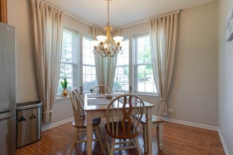 2 Tiverton Court Algonquin IL 60102