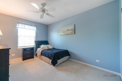 2 Tiverton Court Algonquin IL 60102