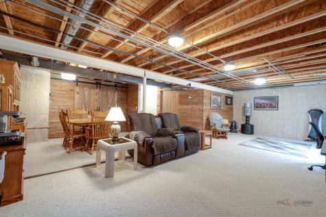 2 Tiverton Court Algonquin IL 60102