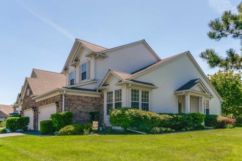 2 Tiverton Court Algonquin IL 60102