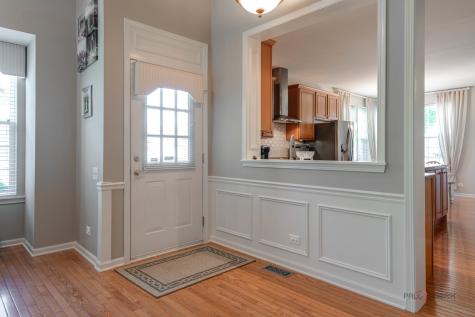 2 Tiverton Court Algonquin IL 60102