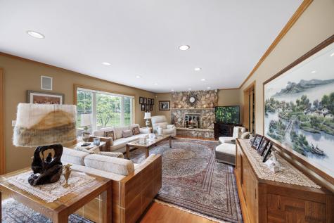 3919 Gloria Court Glenview IL 60025