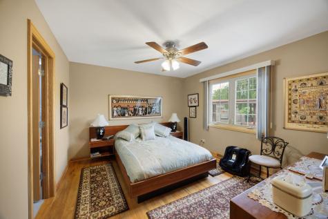 3919 Gloria Court Glenview IL 60025