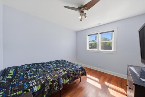 3859 North Cumberland Avenue Chicago IL 60634