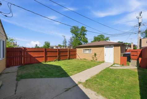 3859 North Cumberland Avenue Chicago IL 60634