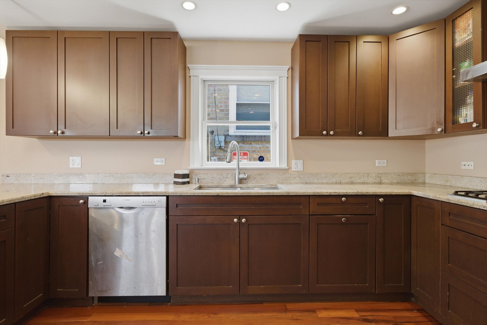3859 North Cumberland Avenue Chicago IL 60634