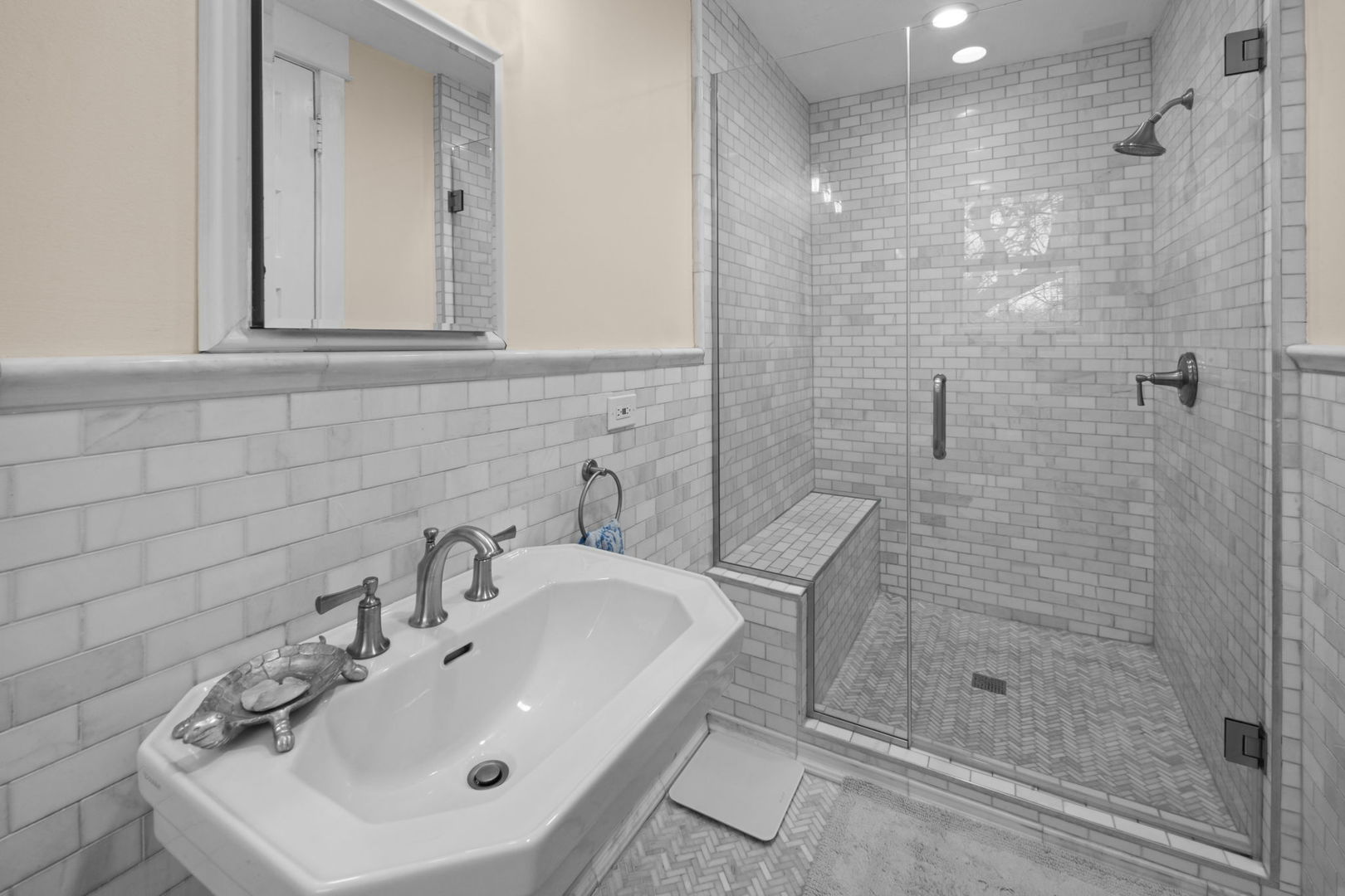 5801 South Blackstone Avenue Chicago IL 60637