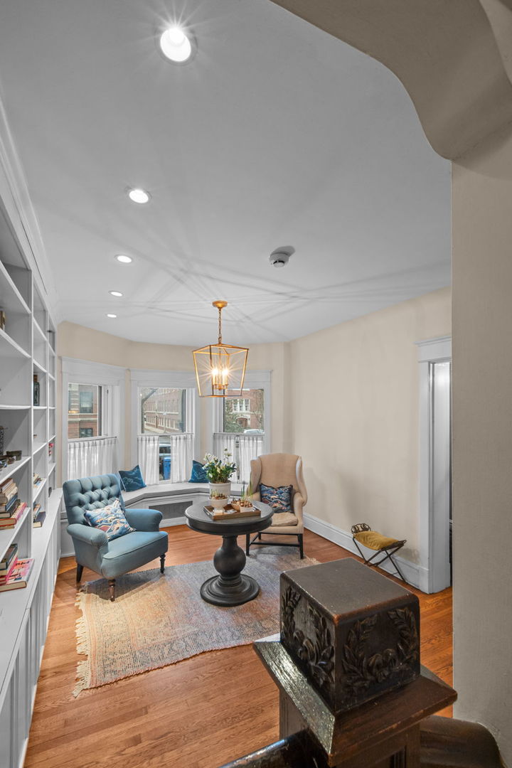 5801 South Blackstone Avenue Chicago IL 60637