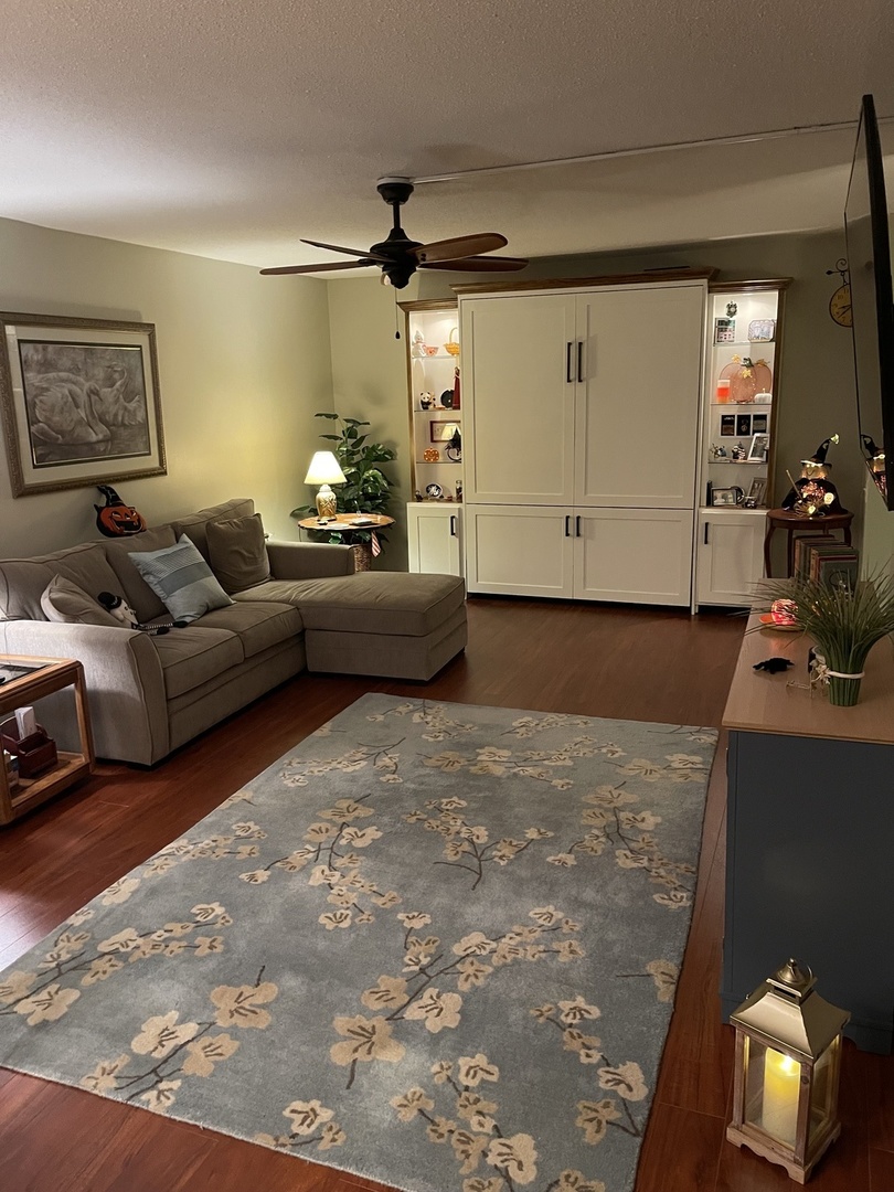 2 South Atrium Way Elmhurst IL 60126