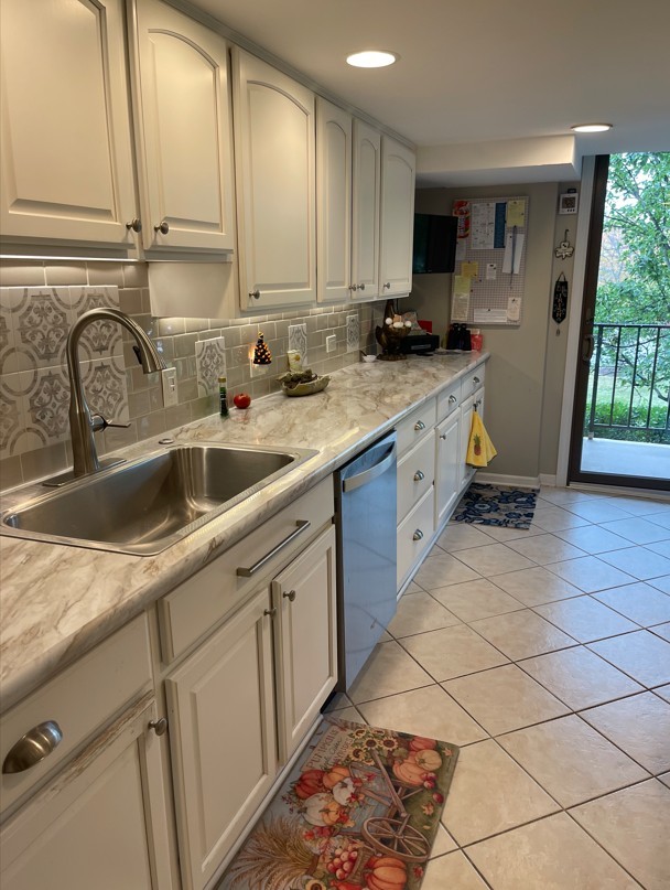 2 South Atrium Way Elmhurst IL 60126