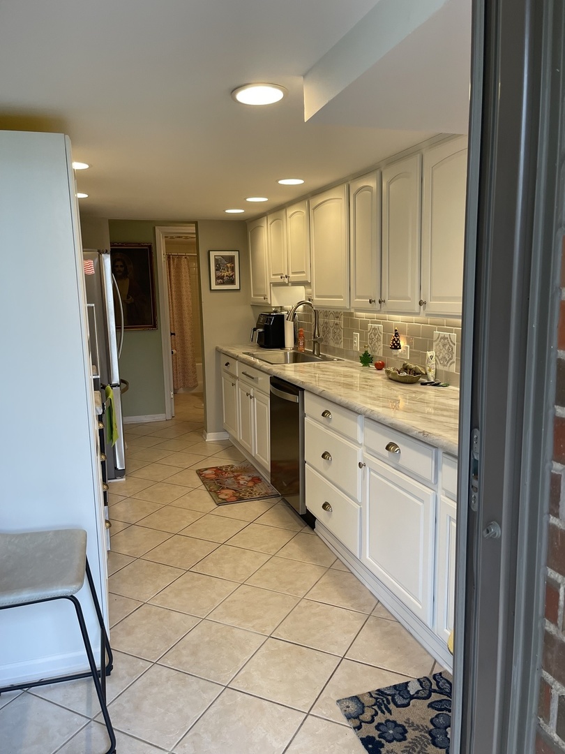 2 South Atrium Way Elmhurst IL 60126