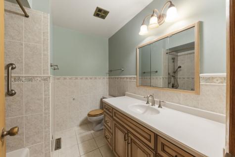 848 South Hillcrest Avenue Elmhurst IL 60126