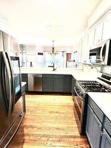 2203 Brookwood Drive South Elgin IL 60177