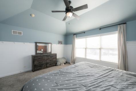 2203 Brookwood Drive South Elgin IL 60177