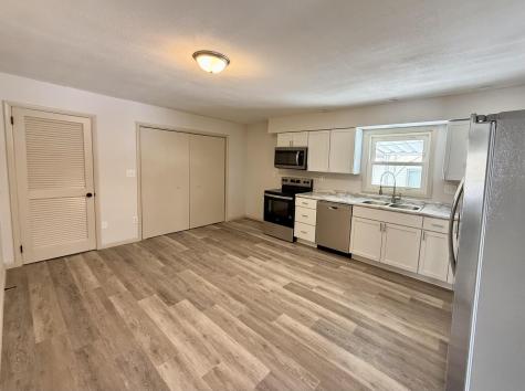 281 East Sprague Street Bement IL 61813