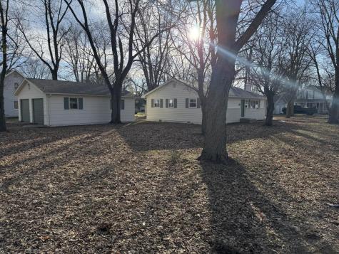 281 East Sprague Street Bement IL 61813