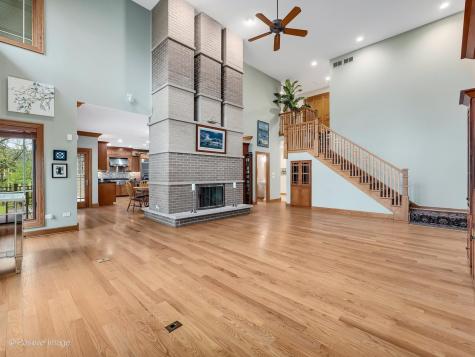 13001 Ravine Drive Lemont IL 60439