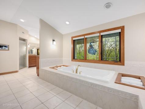 13001 Ravine Drive Lemont IL 60439