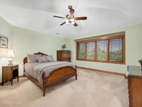 13001 Ravine Drive Lemont IL 60439
