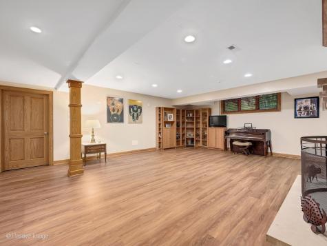 13001 Ravine Drive Lemont IL 60439