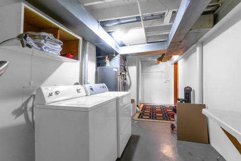 563 North Woodfield Trail Roselle IL 60172