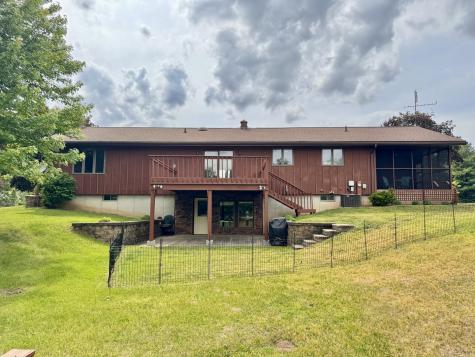758 Marine Drive Dixon IL 61021