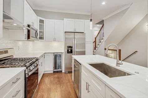6626 South Ingleside Avenue Chicago IL 60637