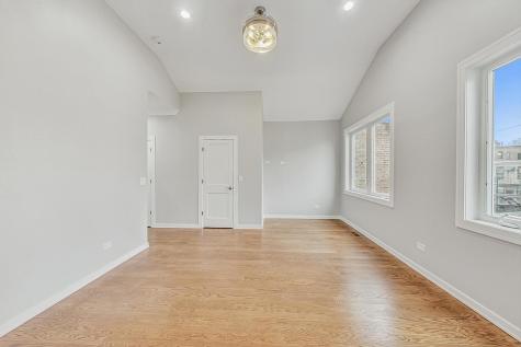 6626 South Ingleside Avenue Chicago IL 60637