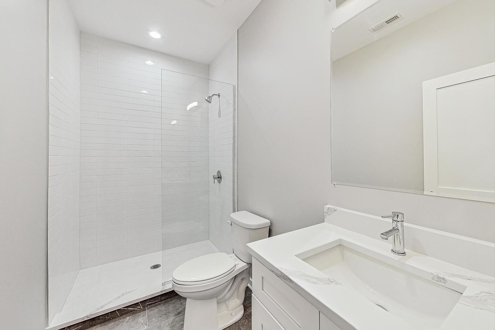 6626 South Ingleside Avenue Chicago IL 60637