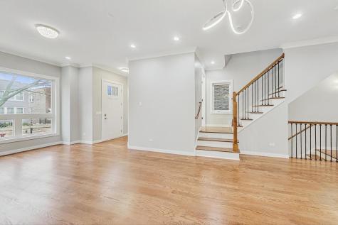 6626 South Ingleside Avenue Chicago IL 60637