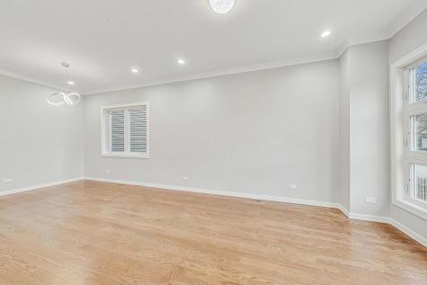 6626 South Ingleside Avenue Chicago IL 60637