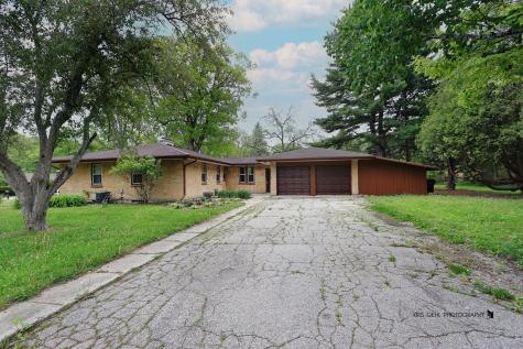 3320 Sharon Place Zion IL 60099