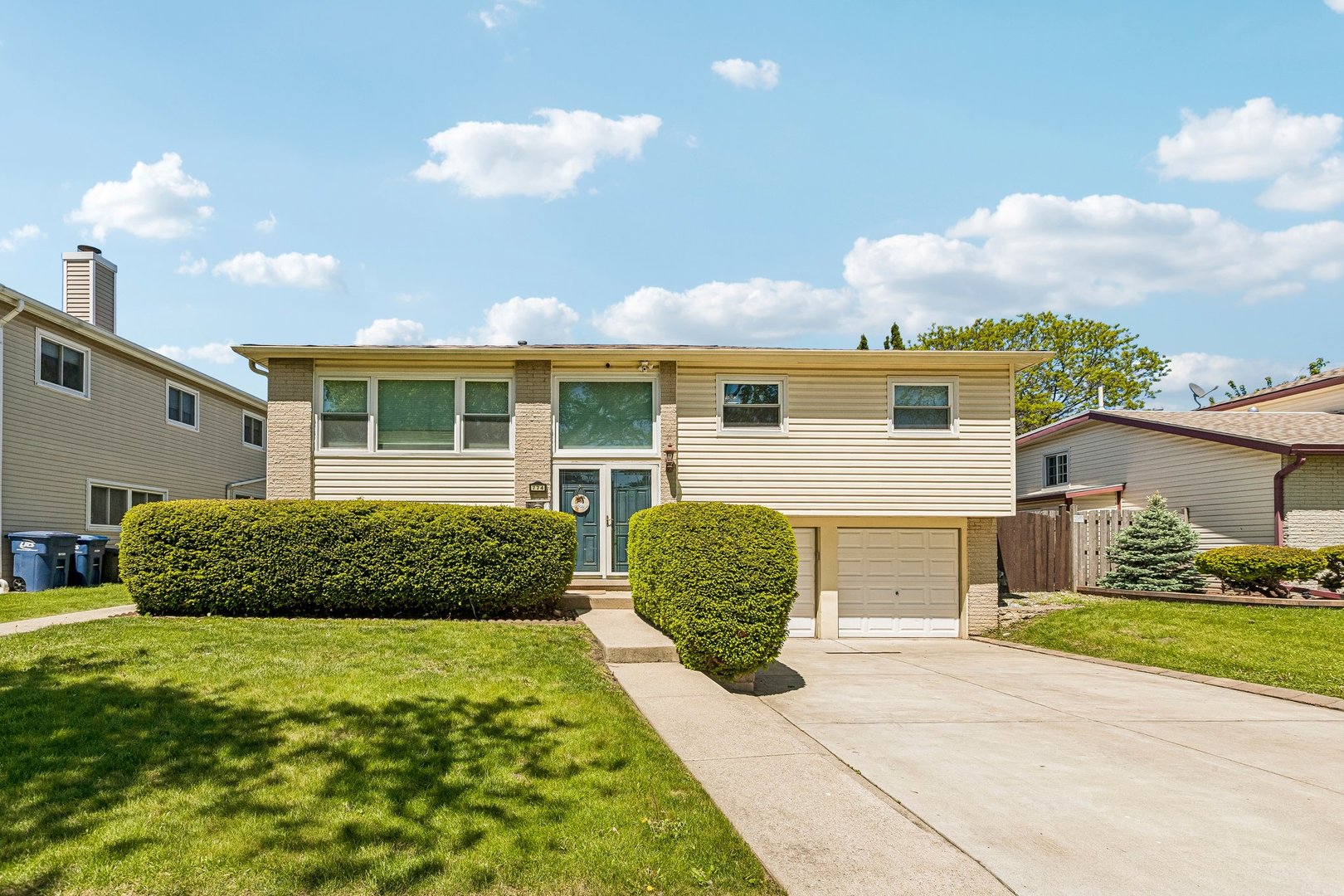 774 Polynesian Drive Des Plaines IL 60016