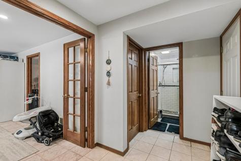774 Polynesian Drive Des Plaines IL 60016