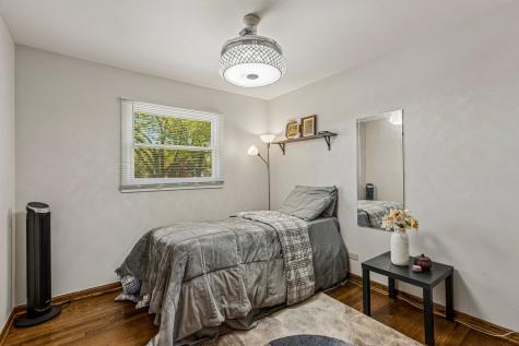 774 Polynesian Drive Des Plaines IL 60016