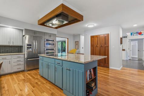 905 Barclay Court Champaign IL 61821