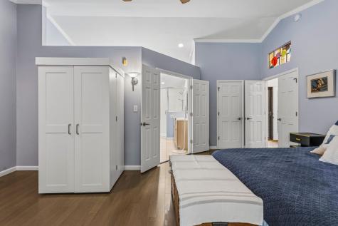 905 Barclay Court Champaign IL 61821