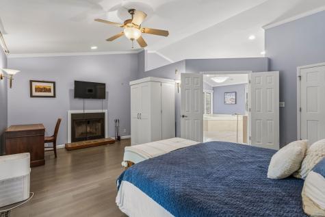 905 Barclay Court Champaign IL 61821