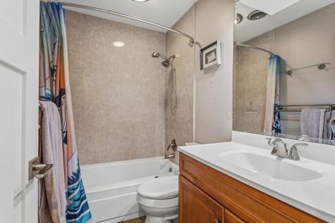 905 Barclay Court Champaign IL 61821