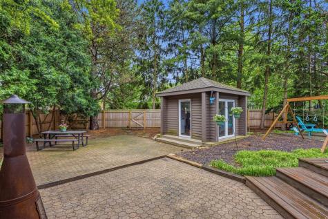 905 Barclay Court Champaign IL 61821
