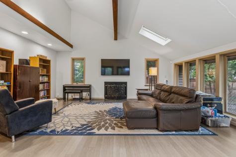 905 Barclay Court Champaign IL 61821