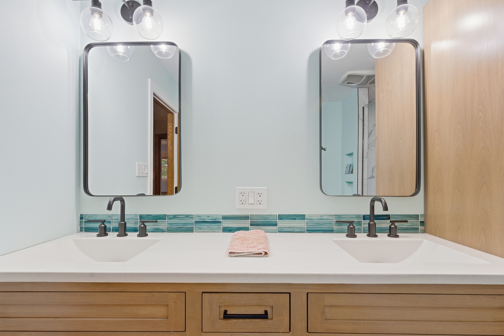 1940 Brentwood Lane E Wheaton IL 60189