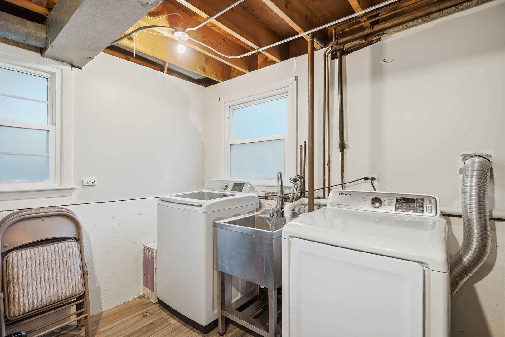 1940 Brentwood Lane E Wheaton IL 60189