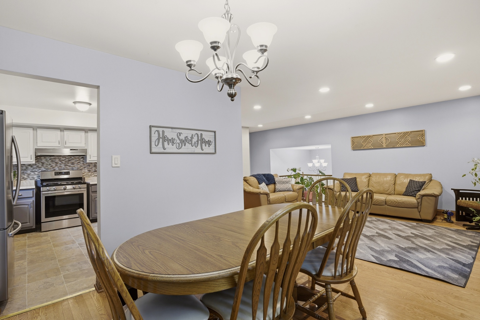 1940 Brentwood Lane E Wheaton IL 60189